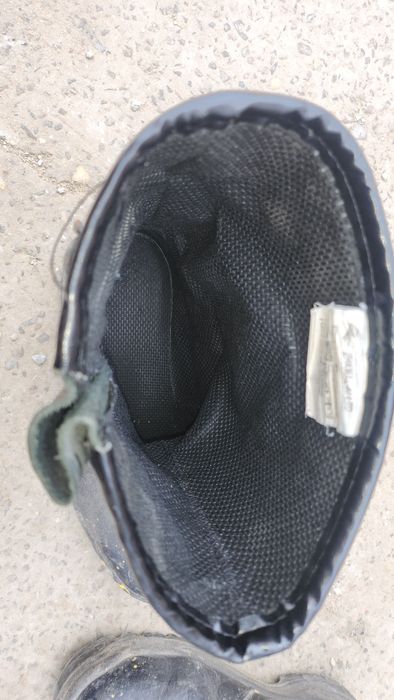 Продам рабочие сапоги