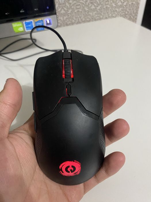 Asus моноблок+ клавиратура+мышь
