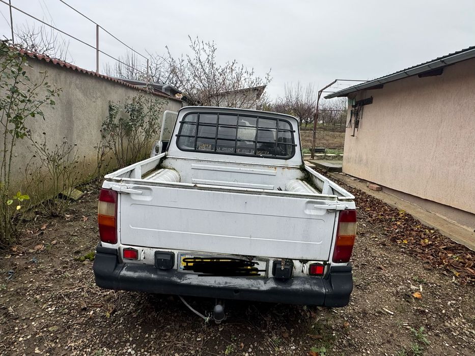 Dacia 1307 Pick-Up 4x4 • Cabina dublă • 1.6 Benzină • 5 locuri