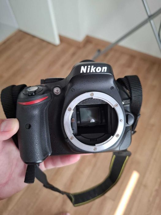 Фотоапарат Nikon D5200 + Nikkor 18-55mm
