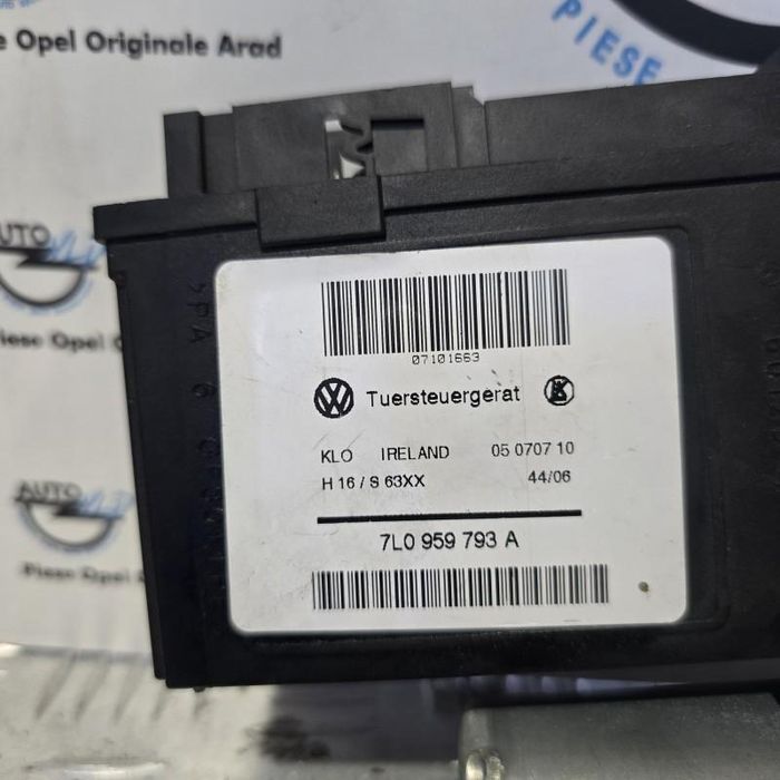 Motoras macara geam stanga fata Volkswagen Touareg