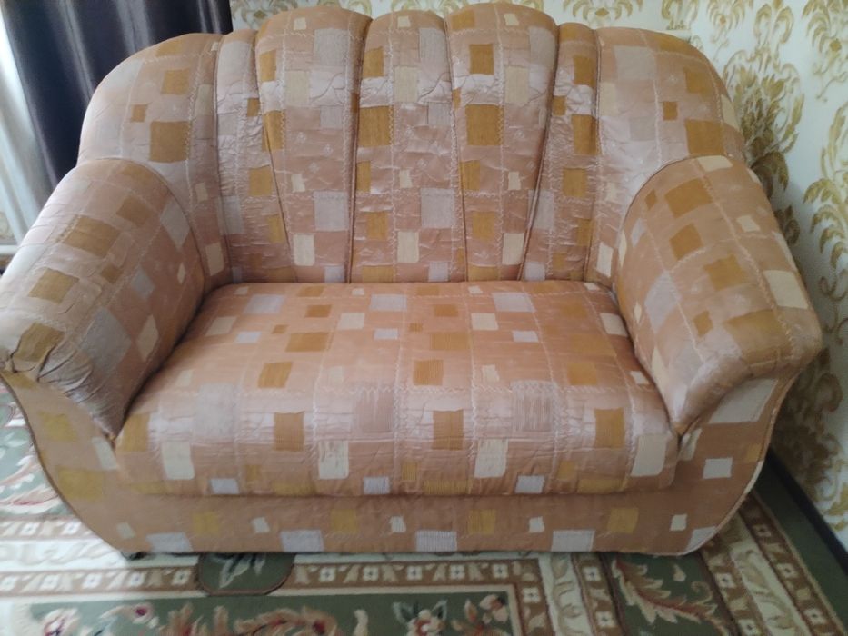 Раритетный диваны