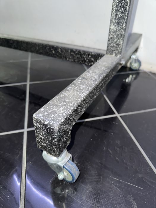 Срочно! Вешалки для одежды!