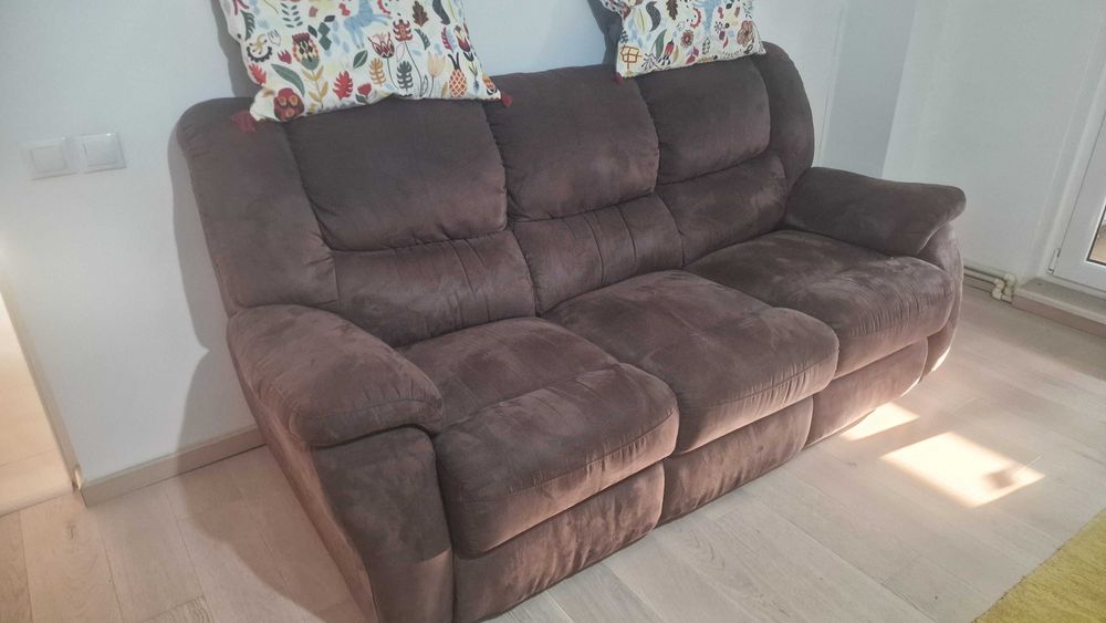 Canapea extensibila si 2 fotolii