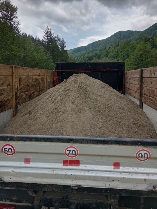Nisip, sorturi diverse, amestec pentru beton