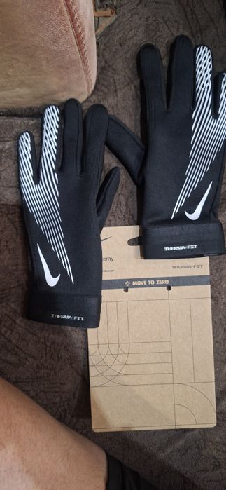 Nike зимни ръкавици