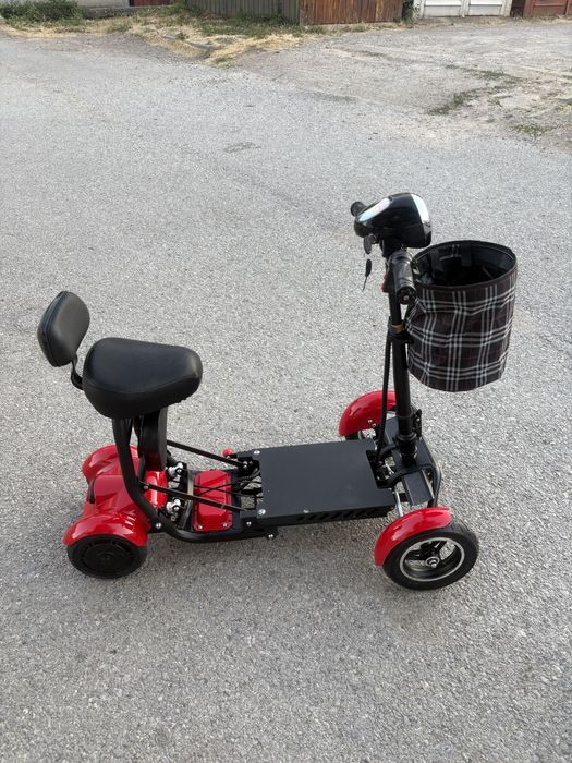 Електрическа четириколка 36V 15.6 Ah