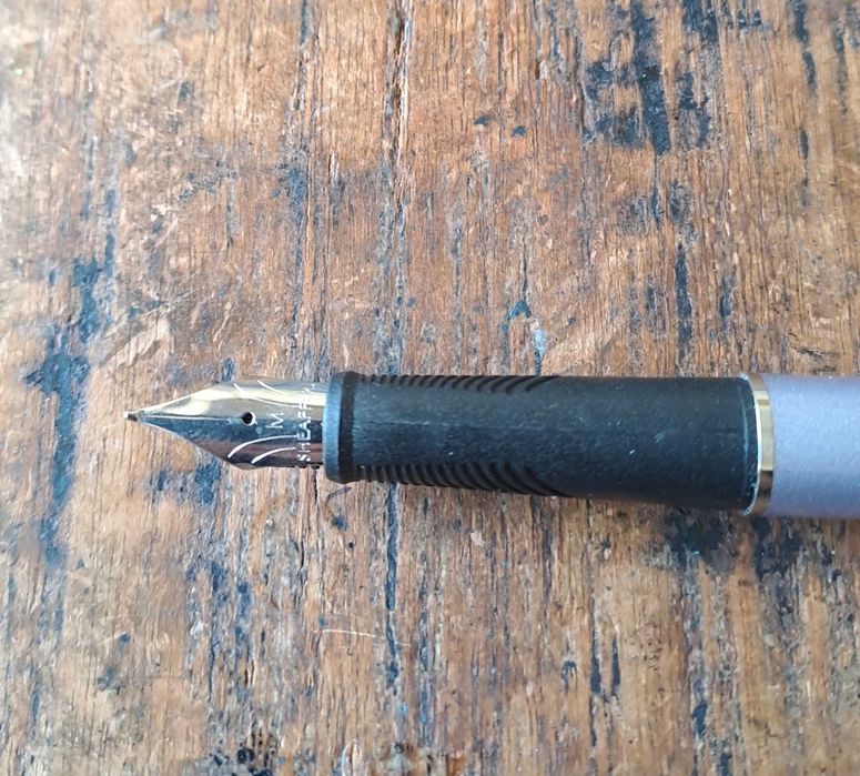 писалка Sheaffer Шефер Agio светъл люляк мат с перо размер M Германия