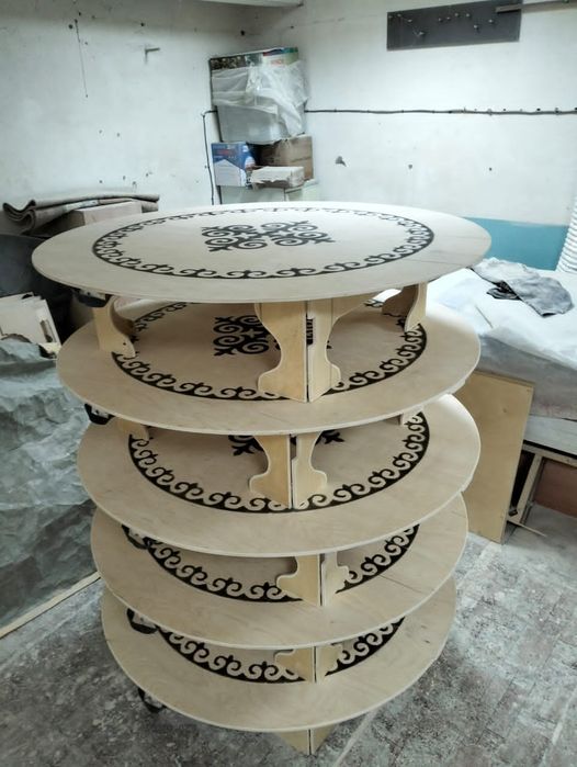 Продаётся чайный стол