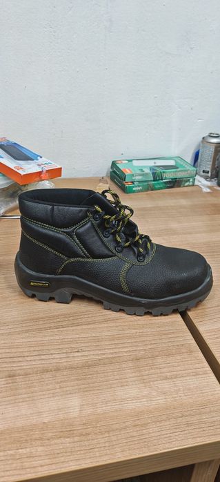 Спецобувь летняя Б/У