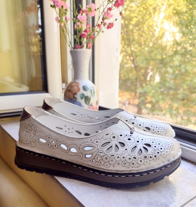 Дамски бели кожени обувки естествена кожа естествена кожа мокасини