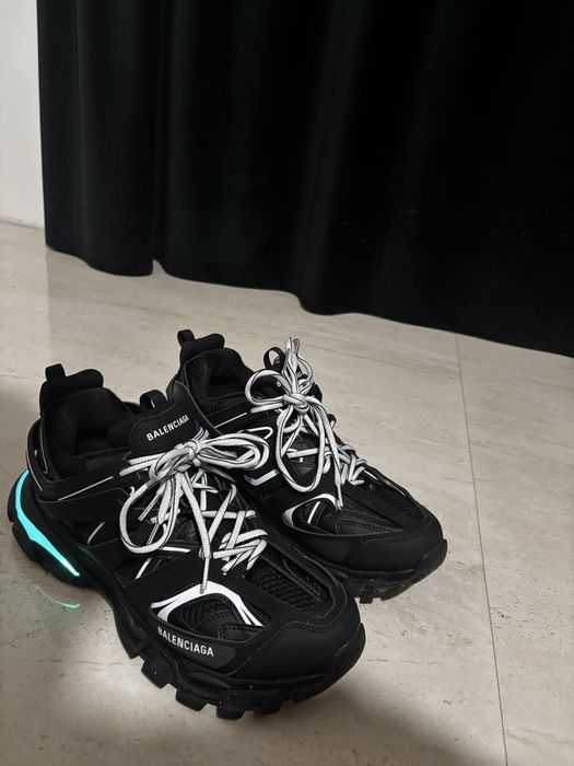 Balenciaga Track