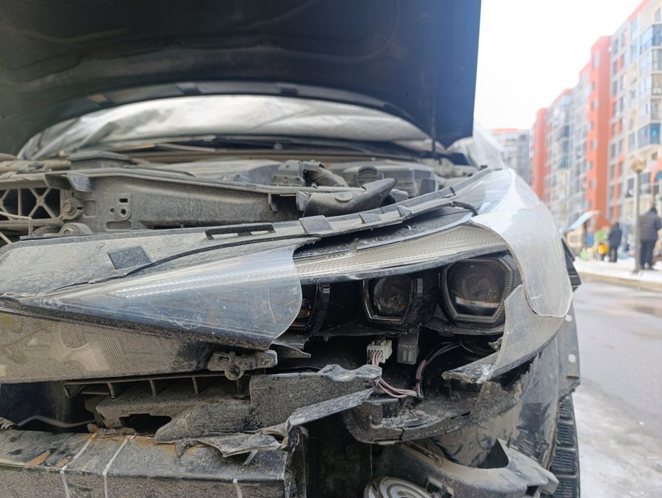 Фара Hyundai Elantra