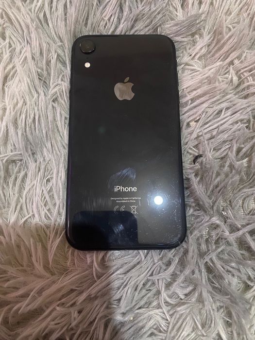 Vând iphone xr  64 gb