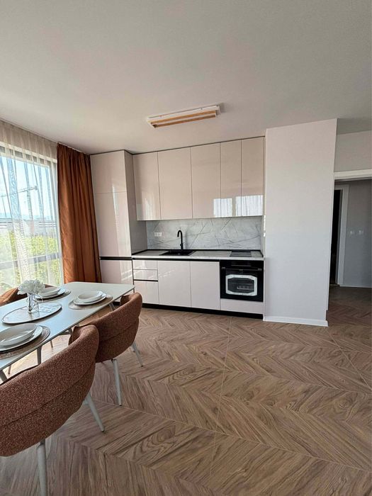 Продава се Тристаен апартамент в Пловдив, Тракия - 100 кв.м за 969 €/кв.м - Снимка #4