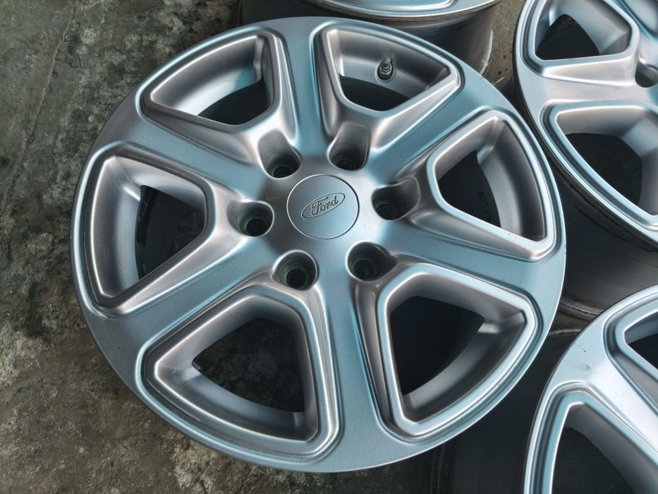 17" оригинални алуминиеви джанти за Ford Ranger.