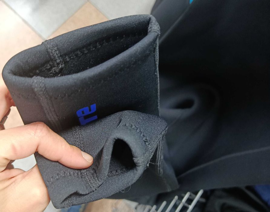 Costum neopren Banana Bite - M