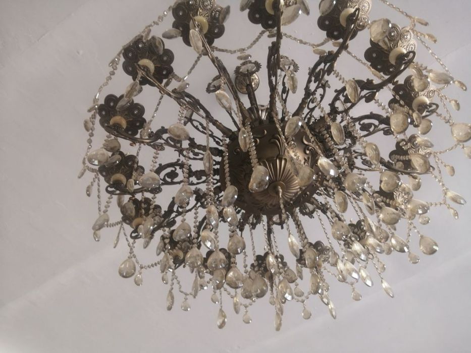 Туйхона. Мехмонхоналар учун люстра