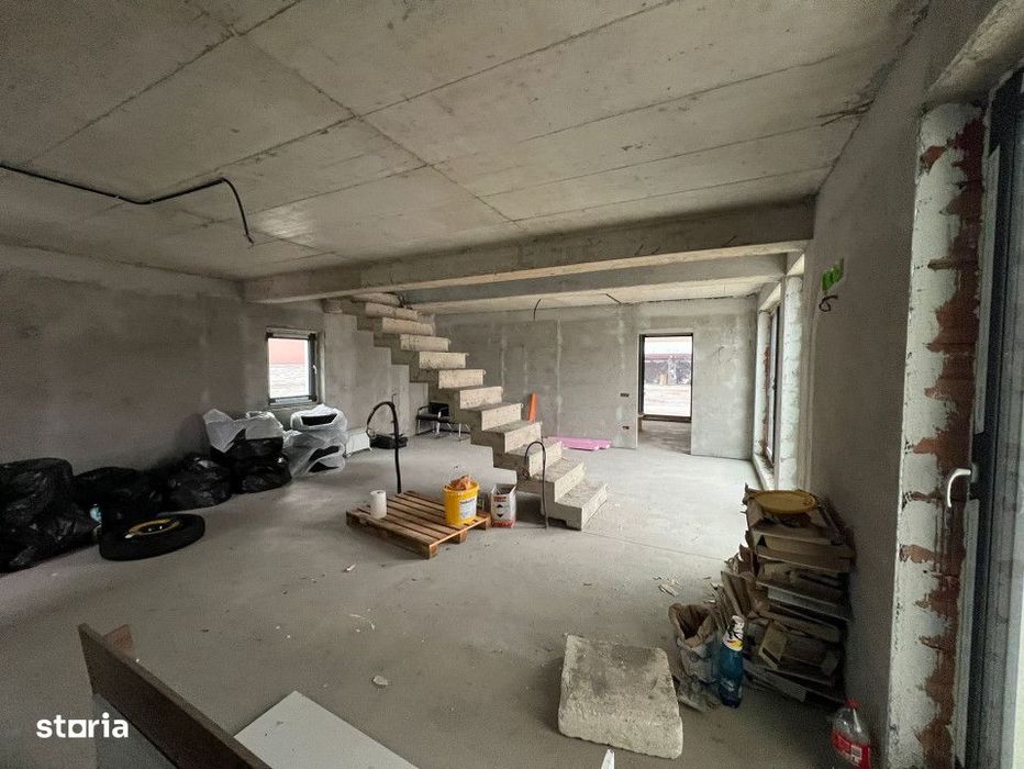 Casa Noua Semifinisata in Someseni, 700mp teren