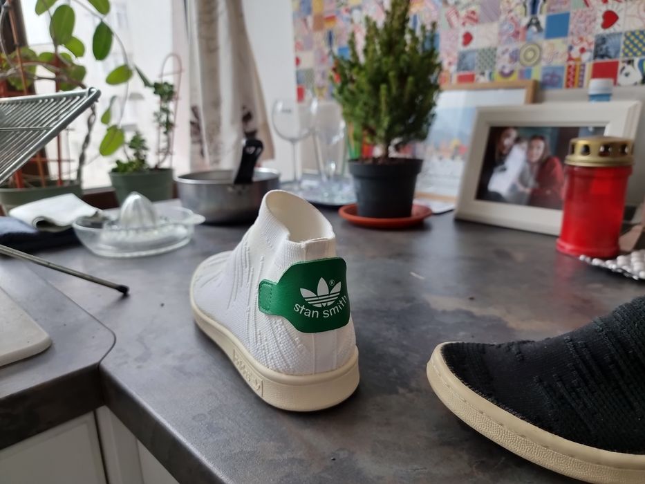 Adidasi adidas, gheata