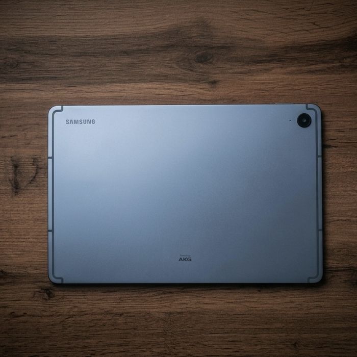 Samsung Galaxy Tab S9 FE 128GB + Чехол и Стилус