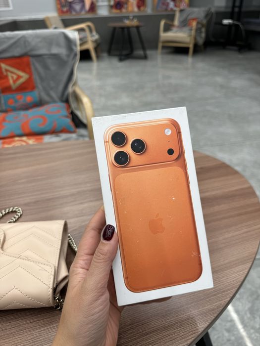 Продам айфон 17 про макс невскрытый