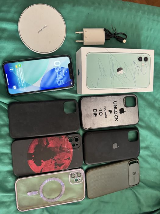 Vând sau schimb Iphon 11 Green 128 gb full box