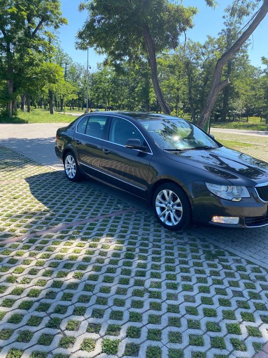 Vand Skoda Superb!