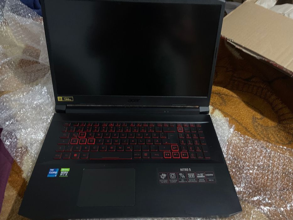 Vând Laptop Acer Nitro