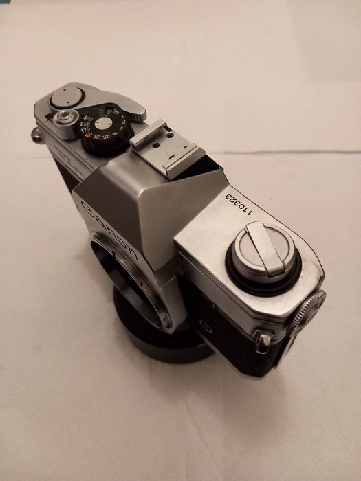 Aparat foto film Canon TLb (FD)