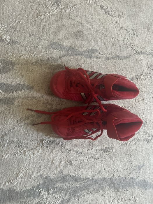 Барцовка. adidas