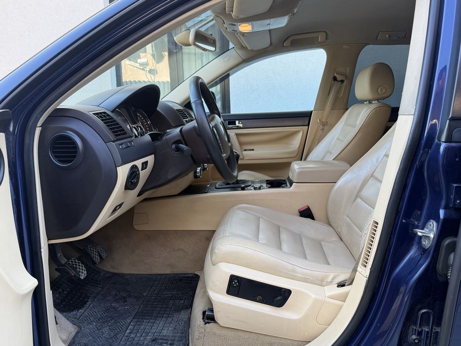 Preț Fix 4000 Euro sau Schimb. TOUAREG DIESEL 3.0 litri MANUAL