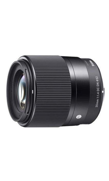 Фотоаппарат sony a6400 , объектив 30mm e mount f.1/4