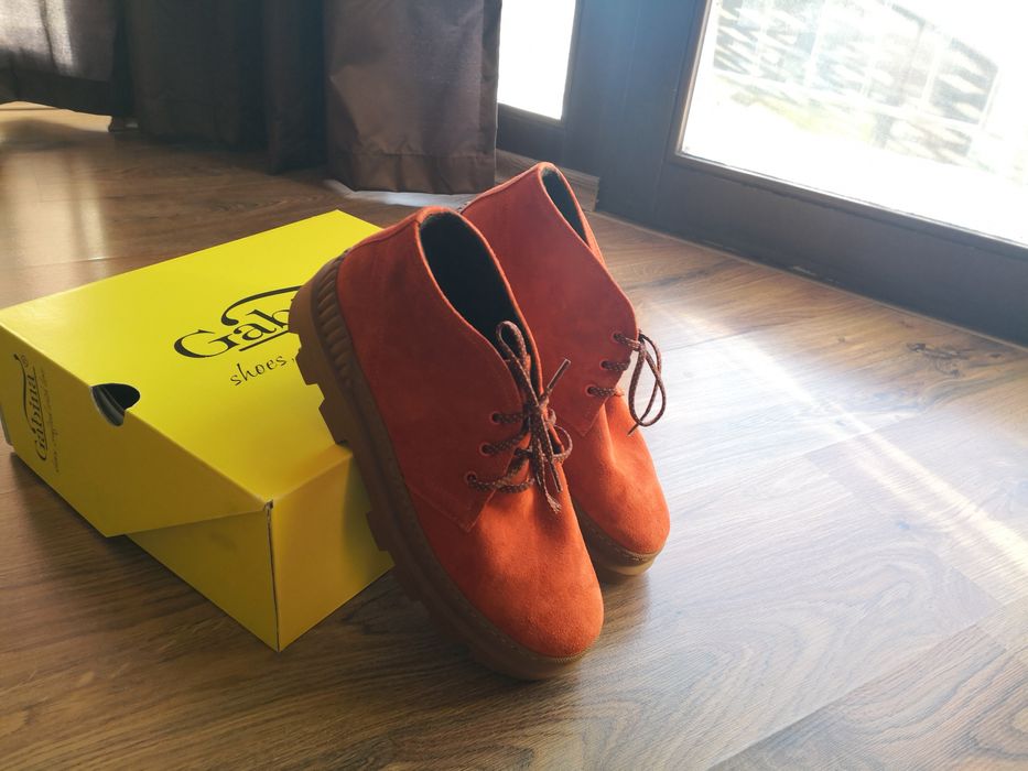 Кларкове от естествен велур, Габина