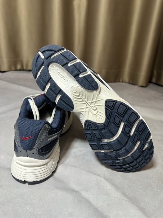 Кроссовки муж NIKE