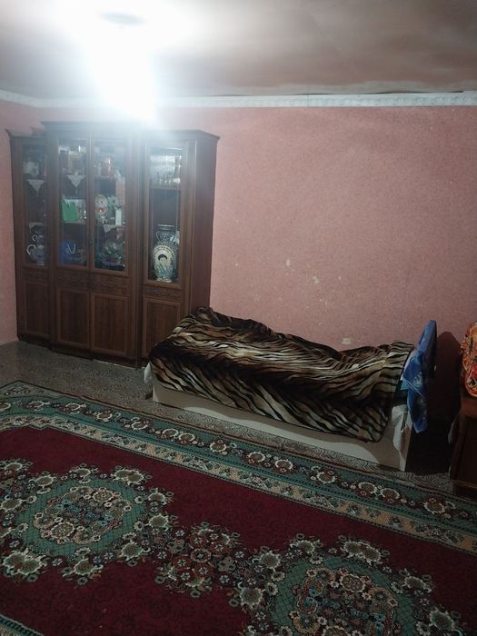 Uy sotiladi Arzon narxda