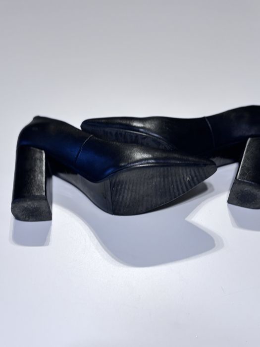 Pantofi din piele negra Luca di Gioia