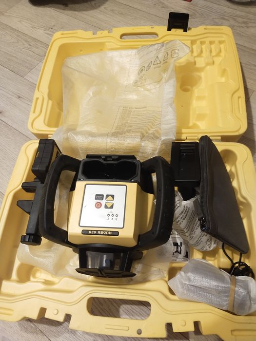 лазерный нивелир Leica Rugby 620