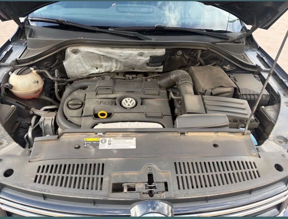 Продавам Volkswagen