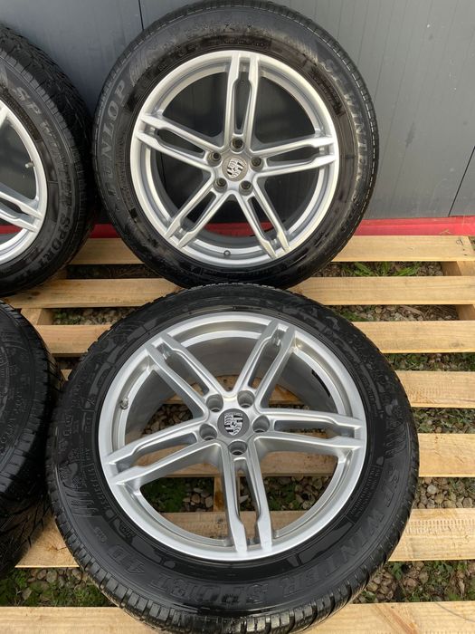 Jante cu anvelope iarna 255 50 R19 235 55 R19 Porsche Macan