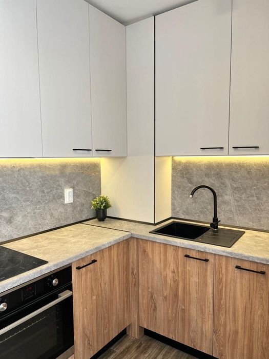 Дава се под наем Двустаен апартамент в София, Славия - 65 кв.м за 715 € - Снимка #3