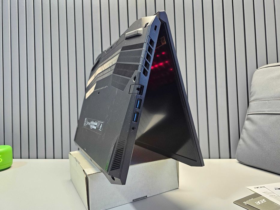 ПРОДАМ NITRO AN/515 Игровой Ноутбук Core™i5-10300H/8GB/256SSD/GTX1650.