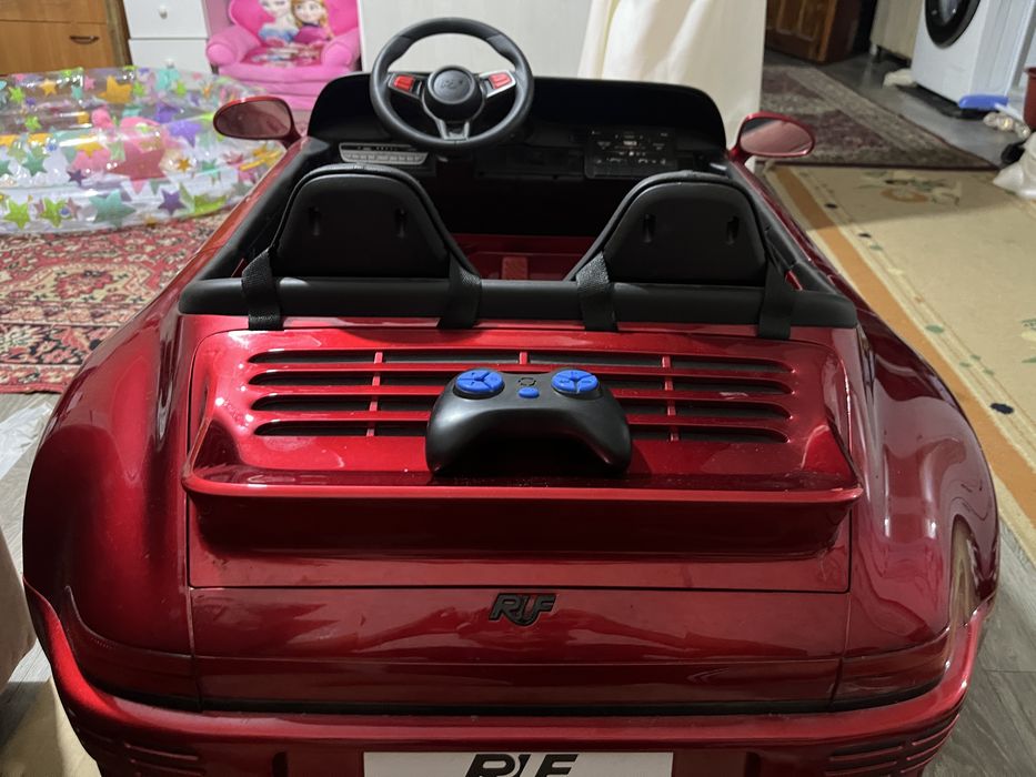 Porsche 911 бордовый