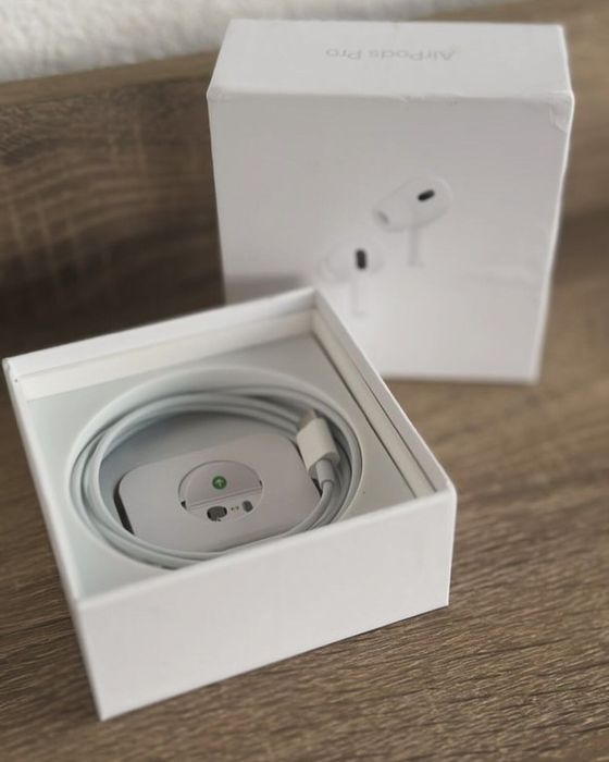 Airpods слушалки