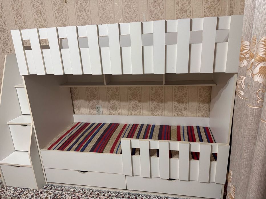 Детский кровать