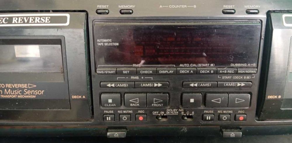Двухкассетная дека Sony TC-WE525