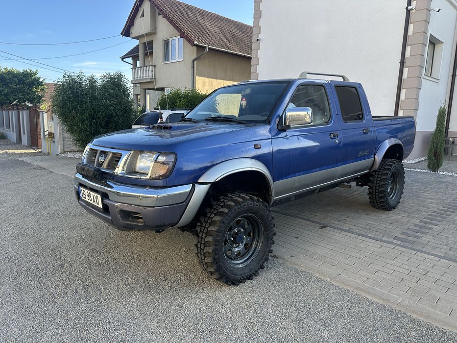 Nissan Navara  2.5 pe pinioane