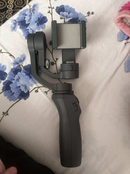 Срочно продам стабилизатор для телефона