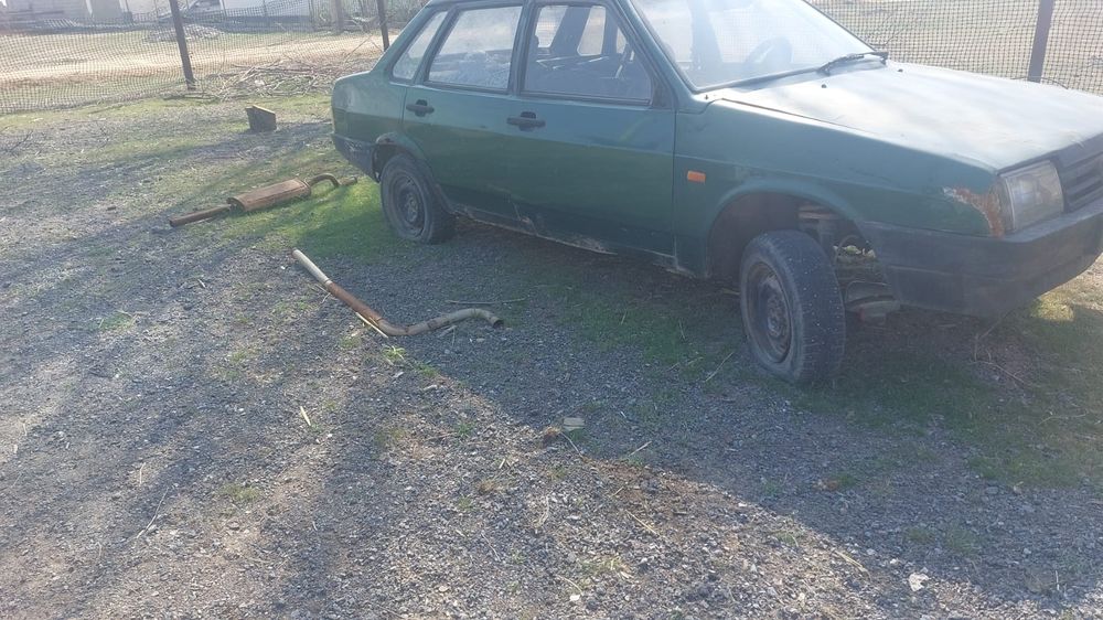 Продам ваз 21099