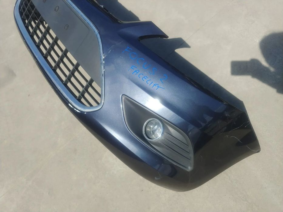 bara fata ford focus 2 facelift  8m5117757a